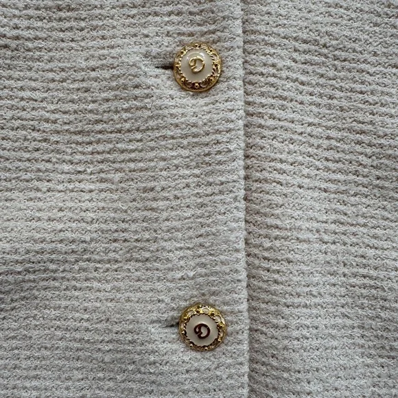 St. John Suit Set - Skirt and Blazer - Picture 5 of 9